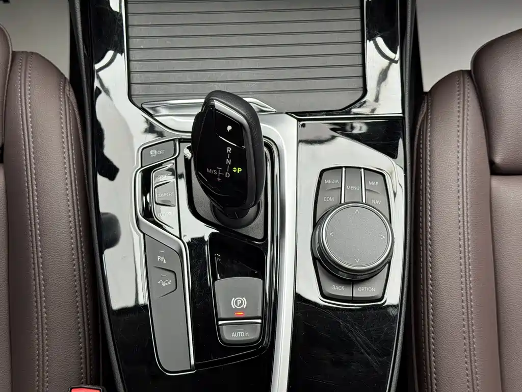 BMW X3 — миниатюра 11