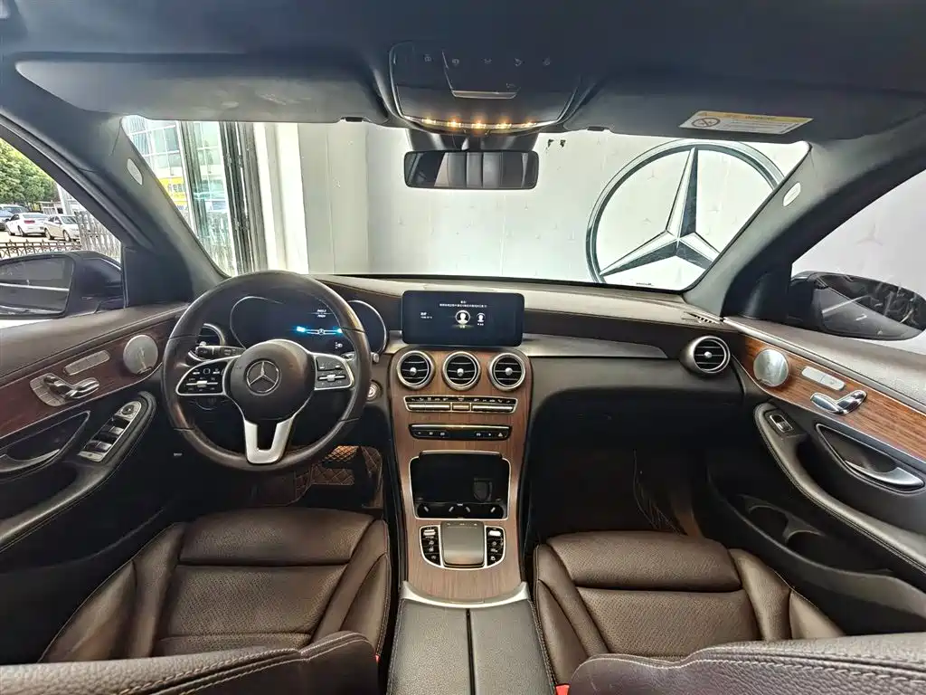 Mercedes-Benz GLC 2021 GLC 300 L 4MATIC