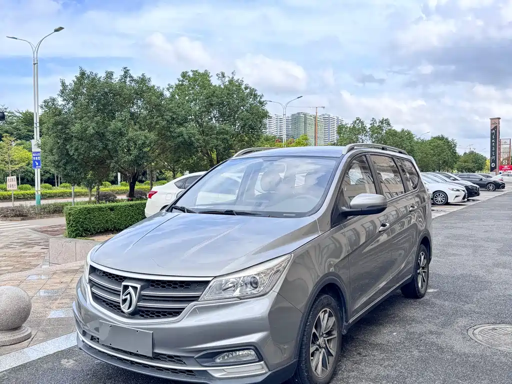 BAOJUN 730