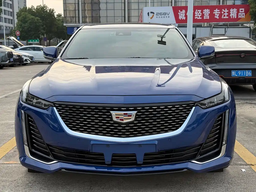 Cadillac CT5 — миниатюра 2