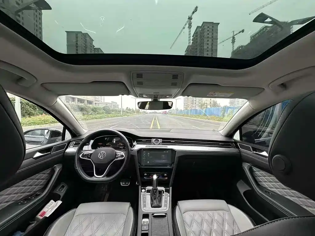 Volkswagen Magotan 2023 200 330TSI DSG Luxury