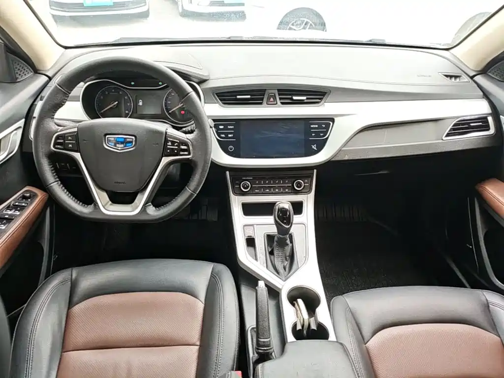 Geely Vision — миниатюра 10