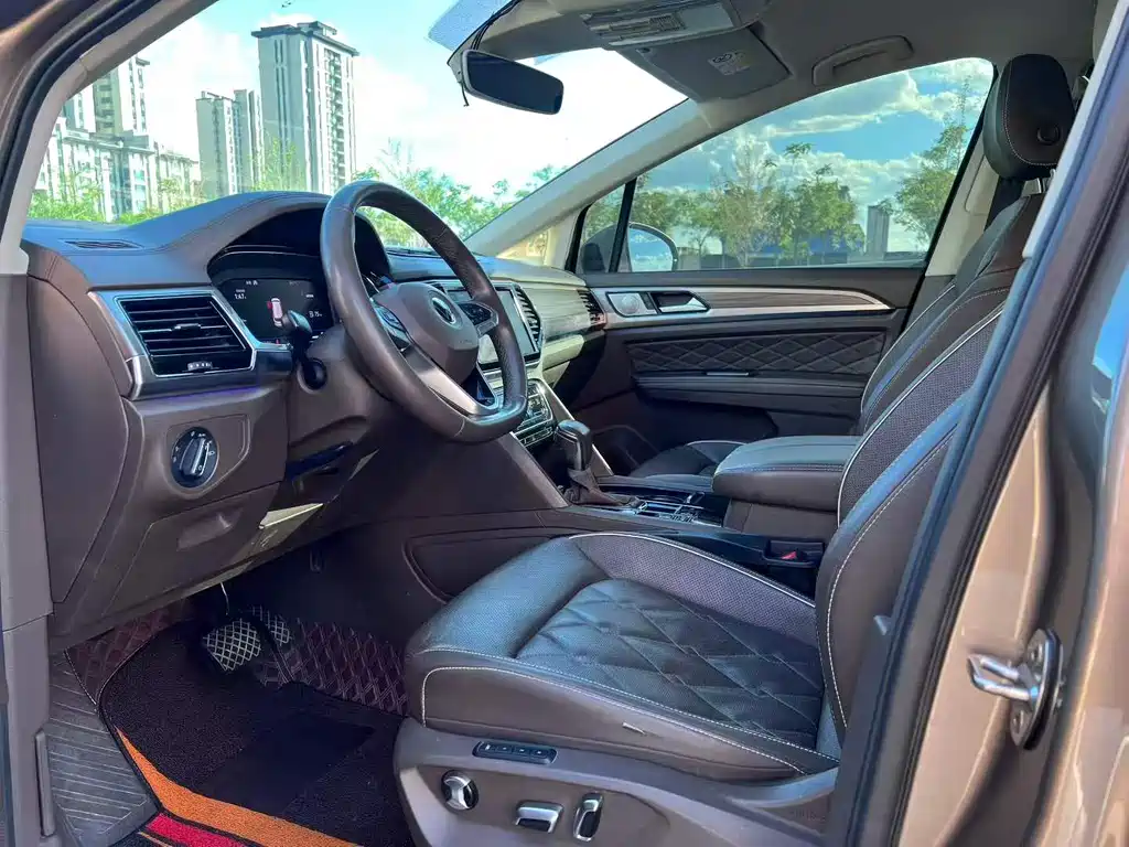 Volkswagen Viloran 2020 380TSI Luxury