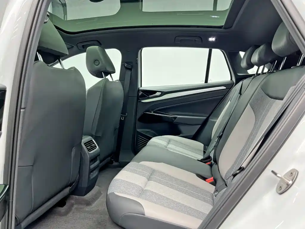 Volkswagen ID.4 Crozz — миниатюра 15
