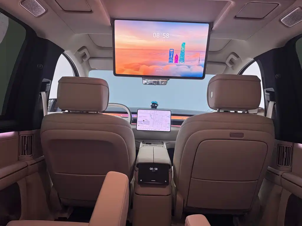 NIO ES8 — миниатюра 14