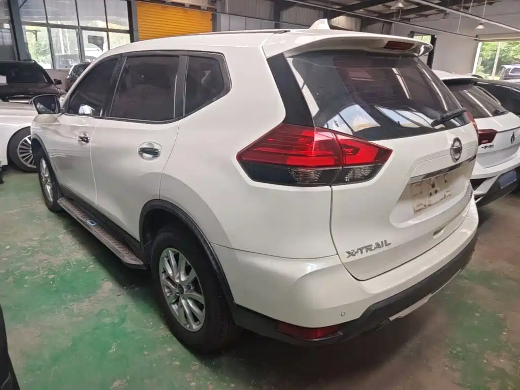 Nissan X-Trail — миниатюра 5