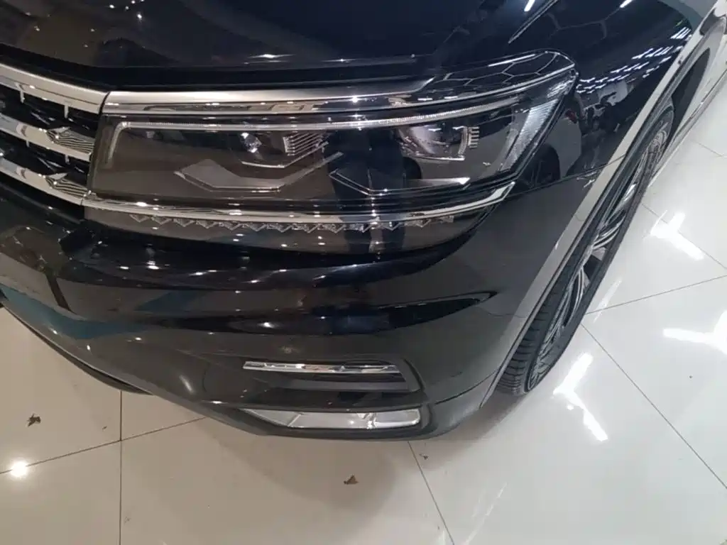 Volkswagen Tiguan L — миниатюра 24