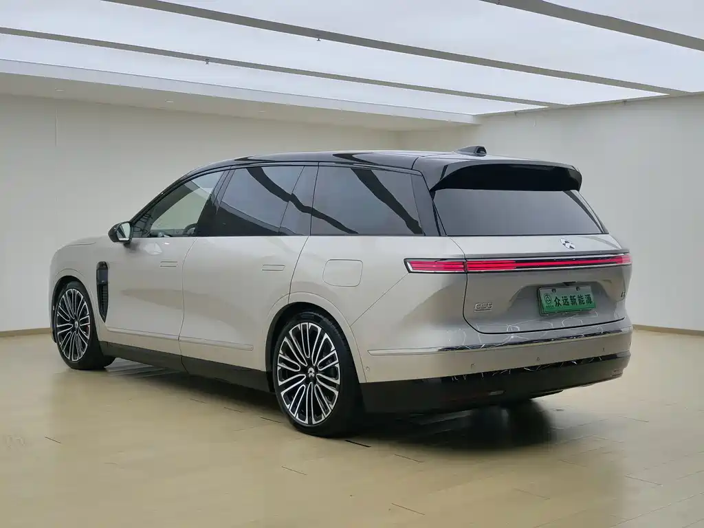 NIO ES8 — миниатюра 7