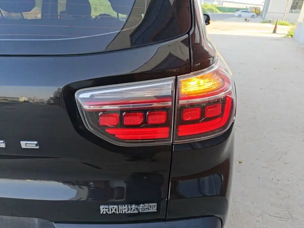 Kia Sportage — миниатюра 8