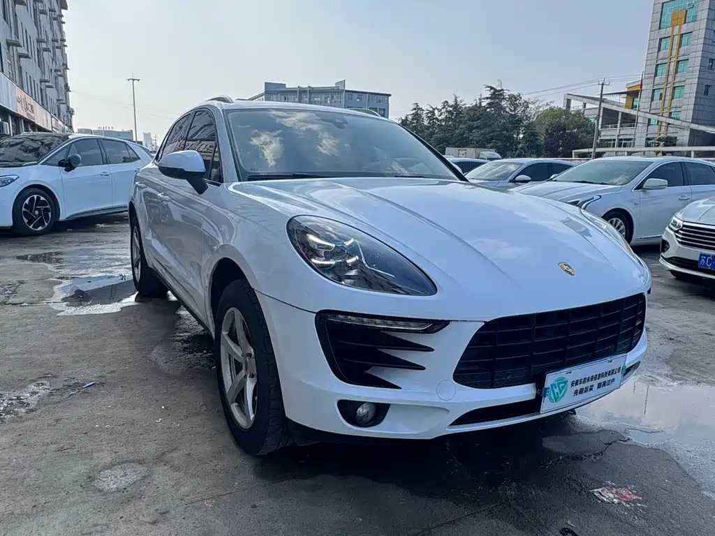 Porsche Macan 2016