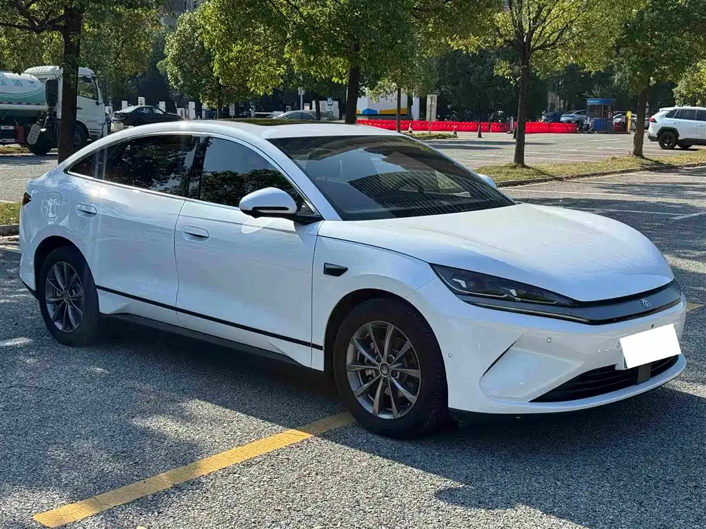 BYD Qin L — миниатюра 10