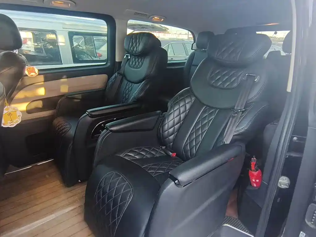 Mercedes-Benz Vito — миниатюра 5