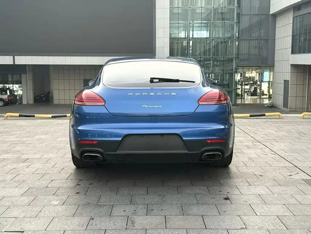 Porsche Panamera — миниатюра 8