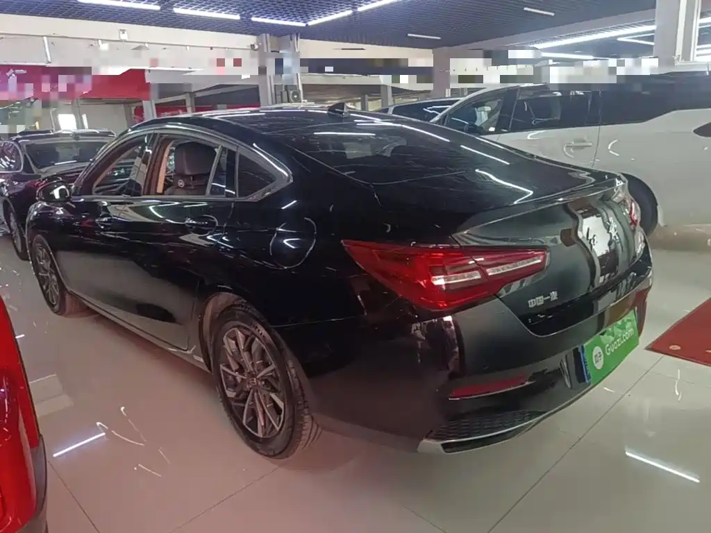 Hongqi Hongqi H5 — миниатюра 5
