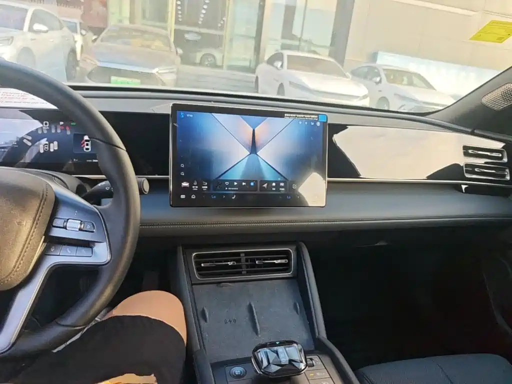 BYD Qin L — миниатюра 10