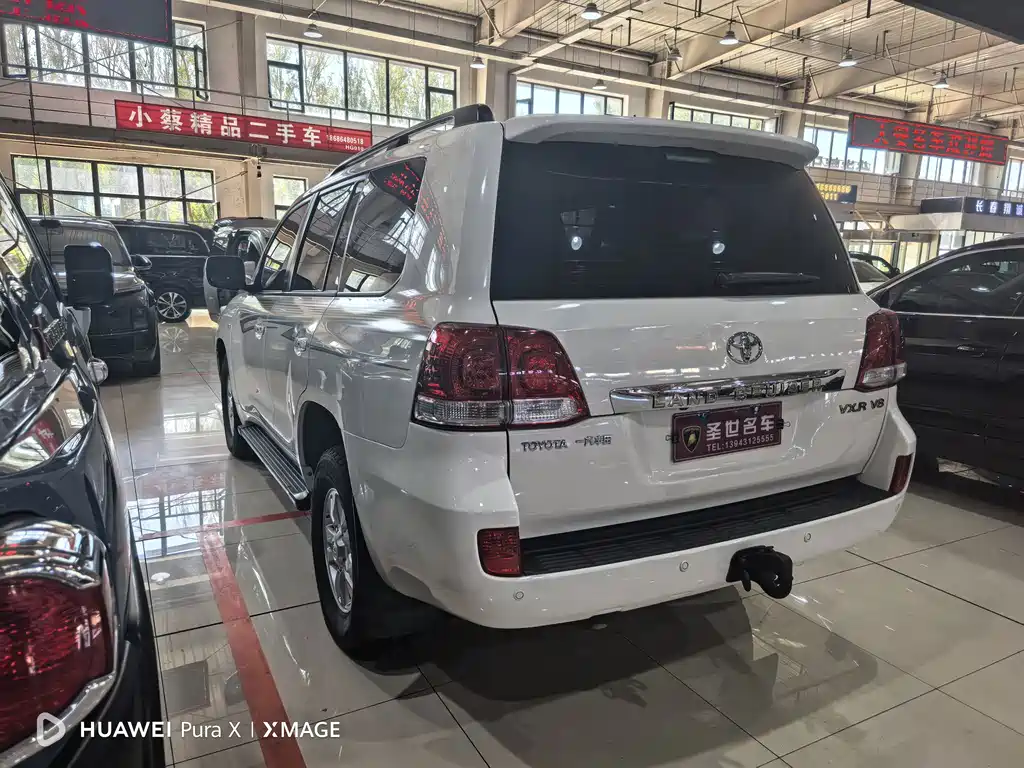 Toyota Land Cruiser — миниатюра 7