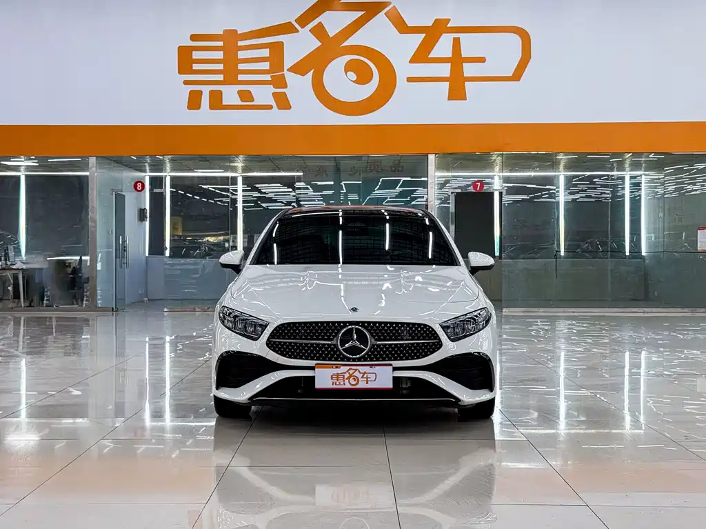 Mercedes-Benz A-Class — миниатюра 7