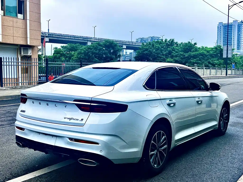 Geely Xingrui — миниатюра 7