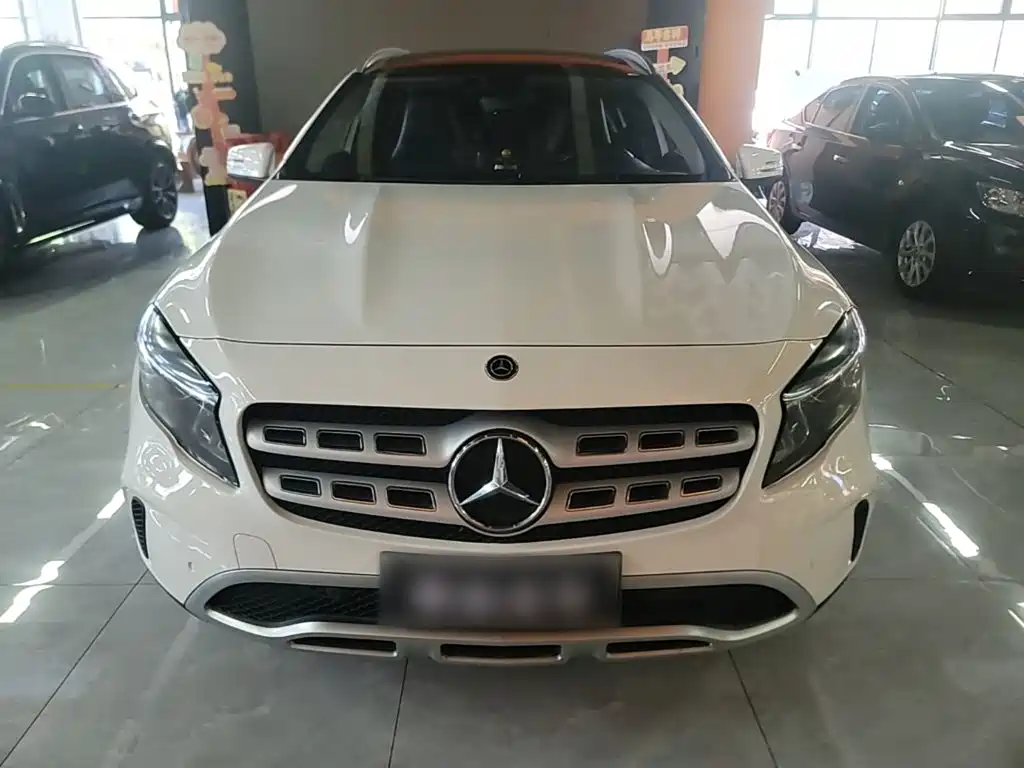 Mercedes-Benz GLA — миниатюра 3
