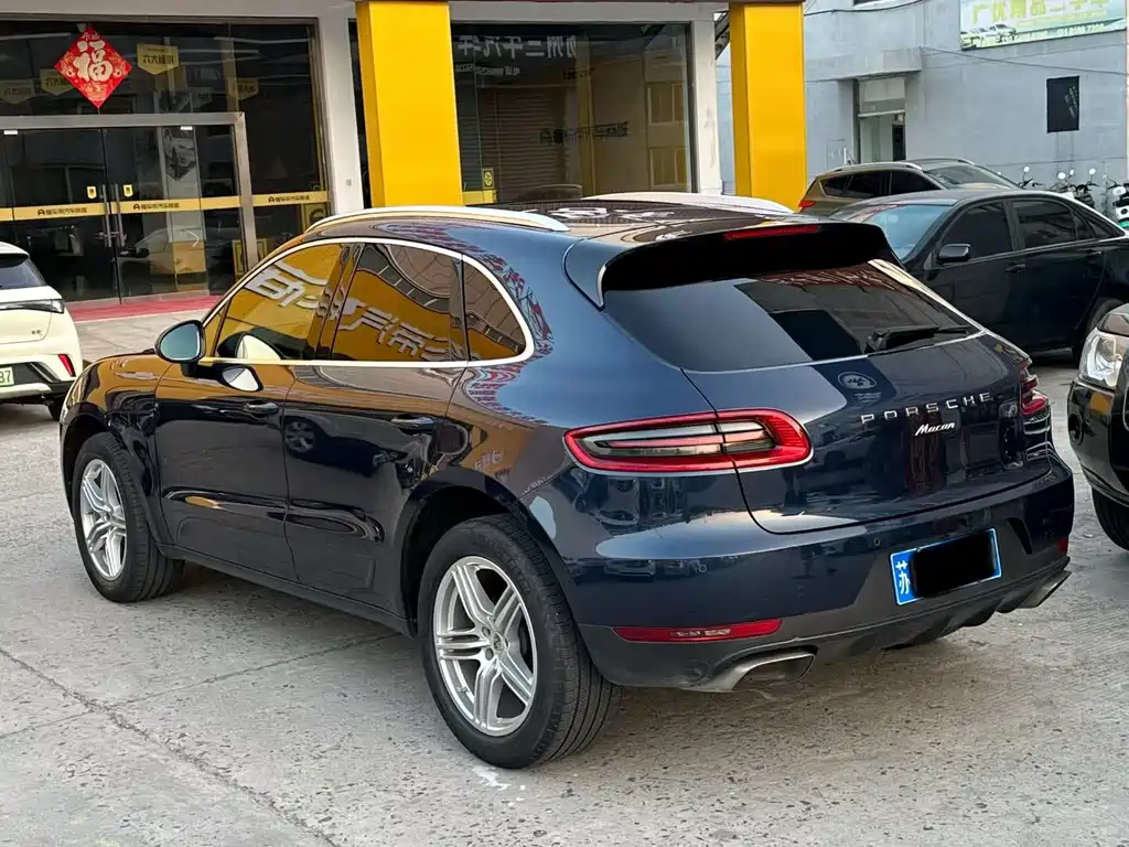 Porsche Macan 2016 Macan 2.0T