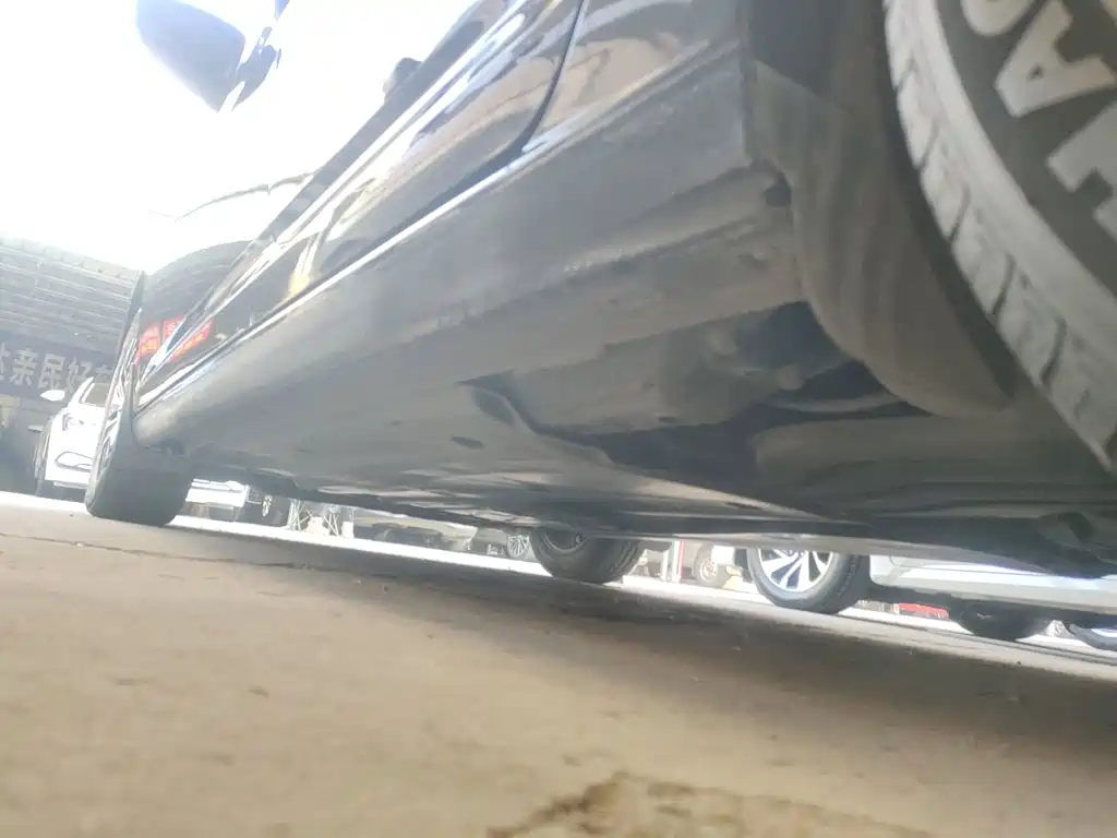 Volkswagen Sagitar — миниатюра 22