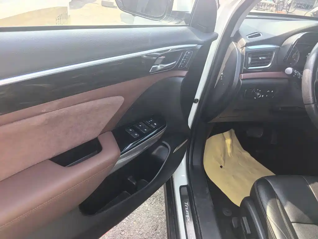 GAC Motor Trumpchi GS8 — миниатюра 7