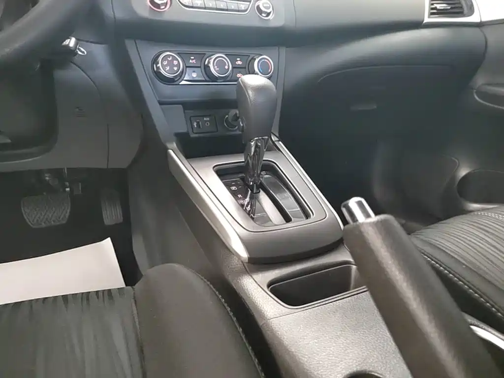 Nissan Sylphy — миниатюра 14
