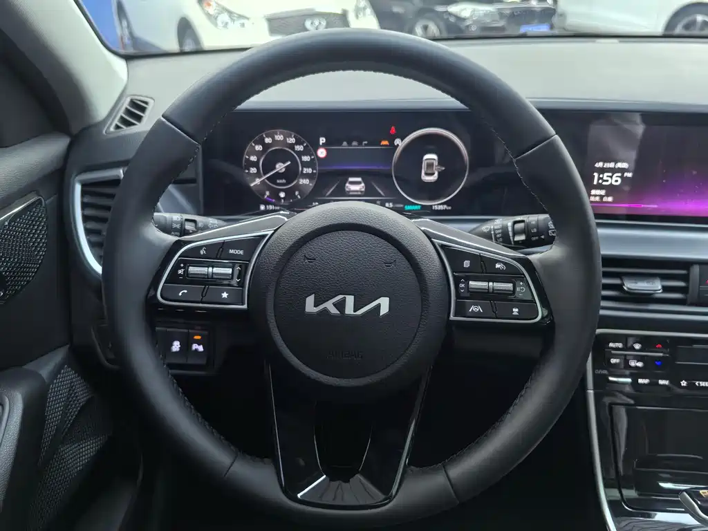 Kia Seltos — миниатюра 12
