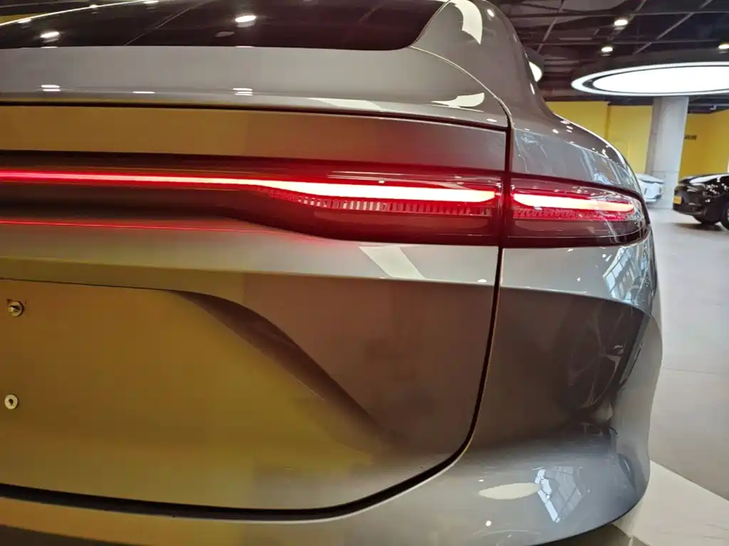 NIO EC6 — миниатюра 8