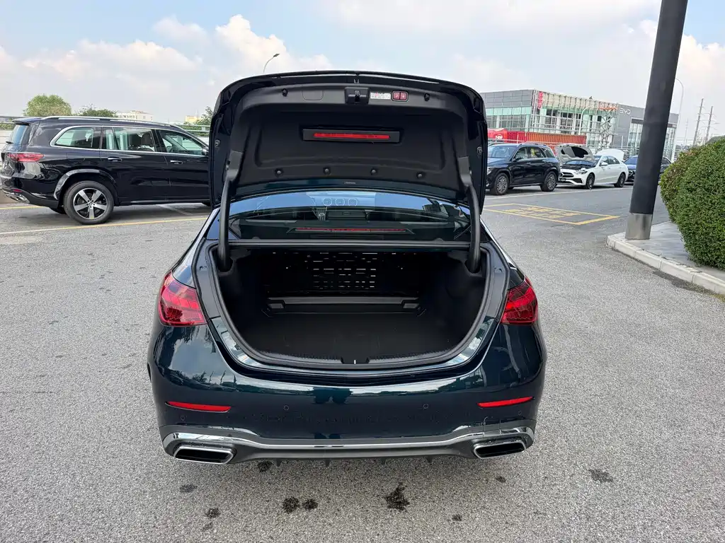 Mercedes-Benz C-Class — миниатюра 14