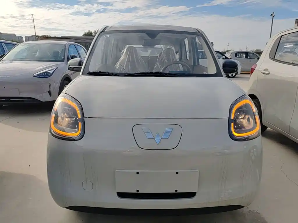 Wuling MINIEV — миниатюра 3