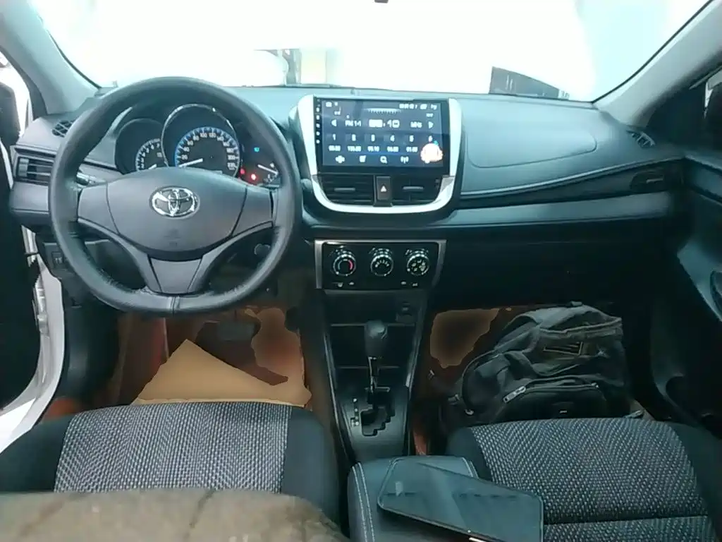 Toyota Vios FS — миниатюра 10