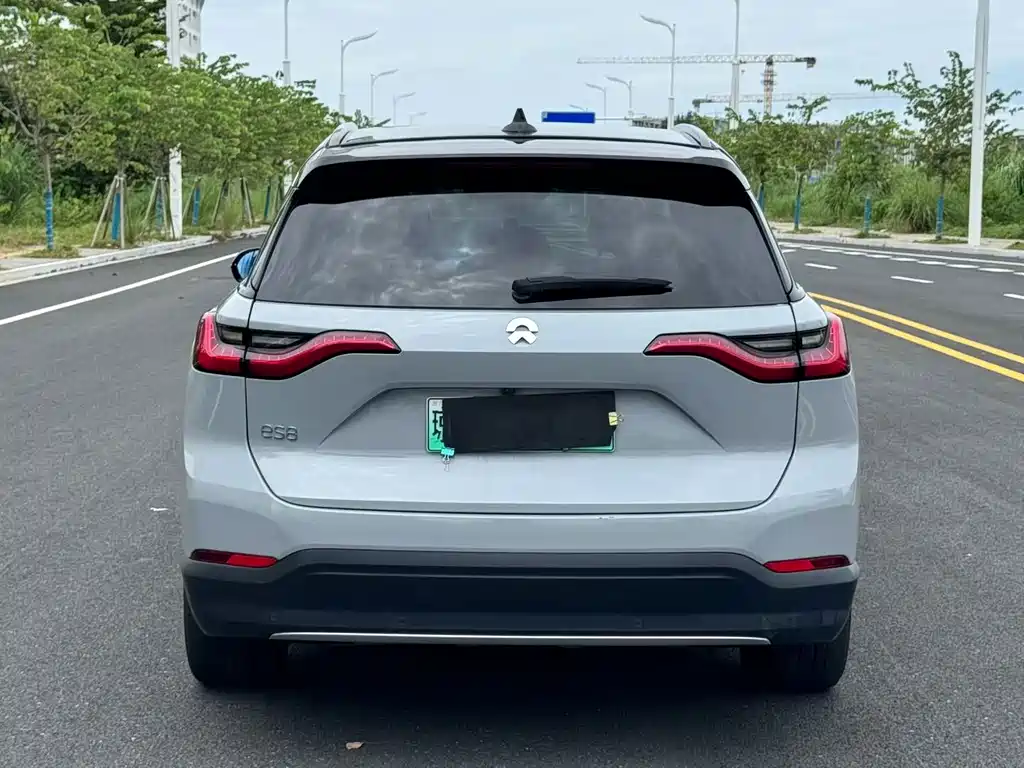 NIO ES8 — миниатюра 4