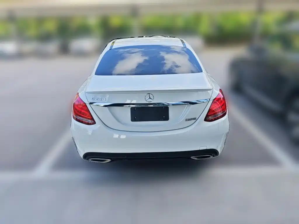 Mercedes-Benz C-Class — миниатюра 8