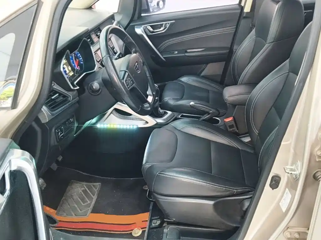 Geely Vision X3 — миниатюра 15