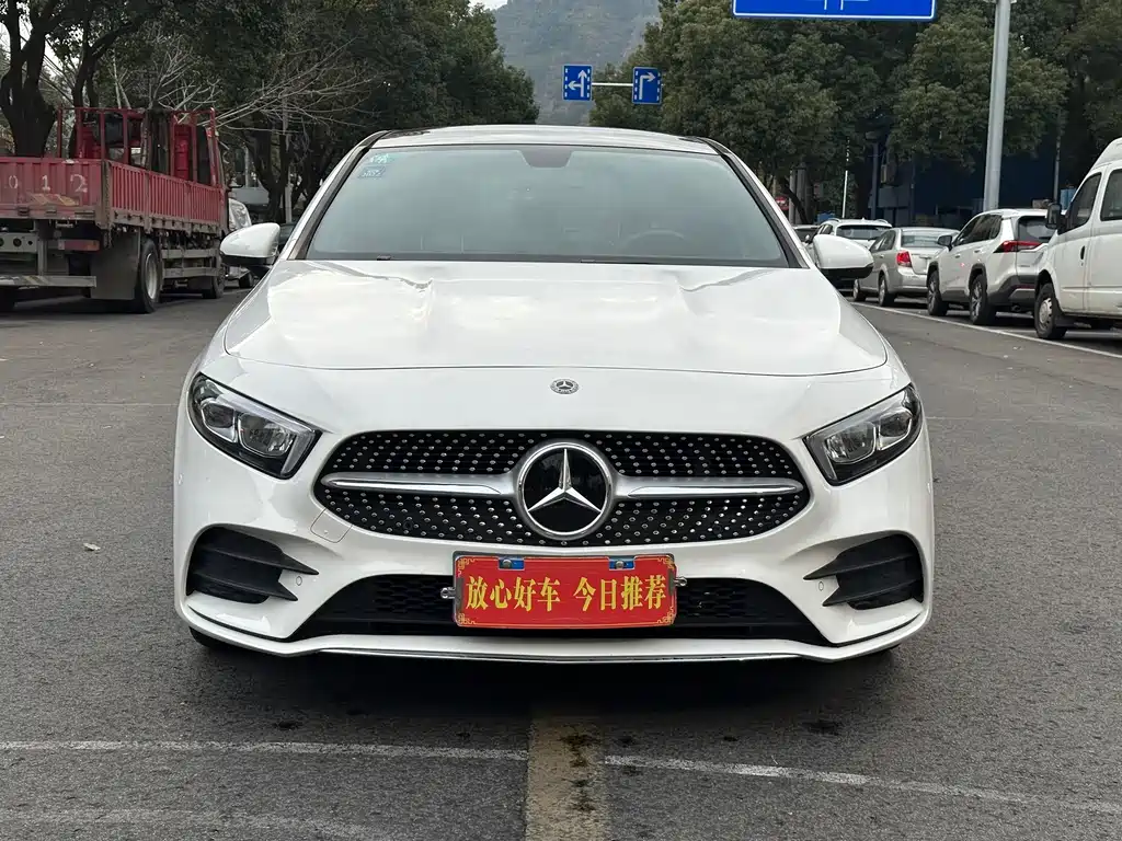 Mercedes-Benz A-Class — миниатюра 2