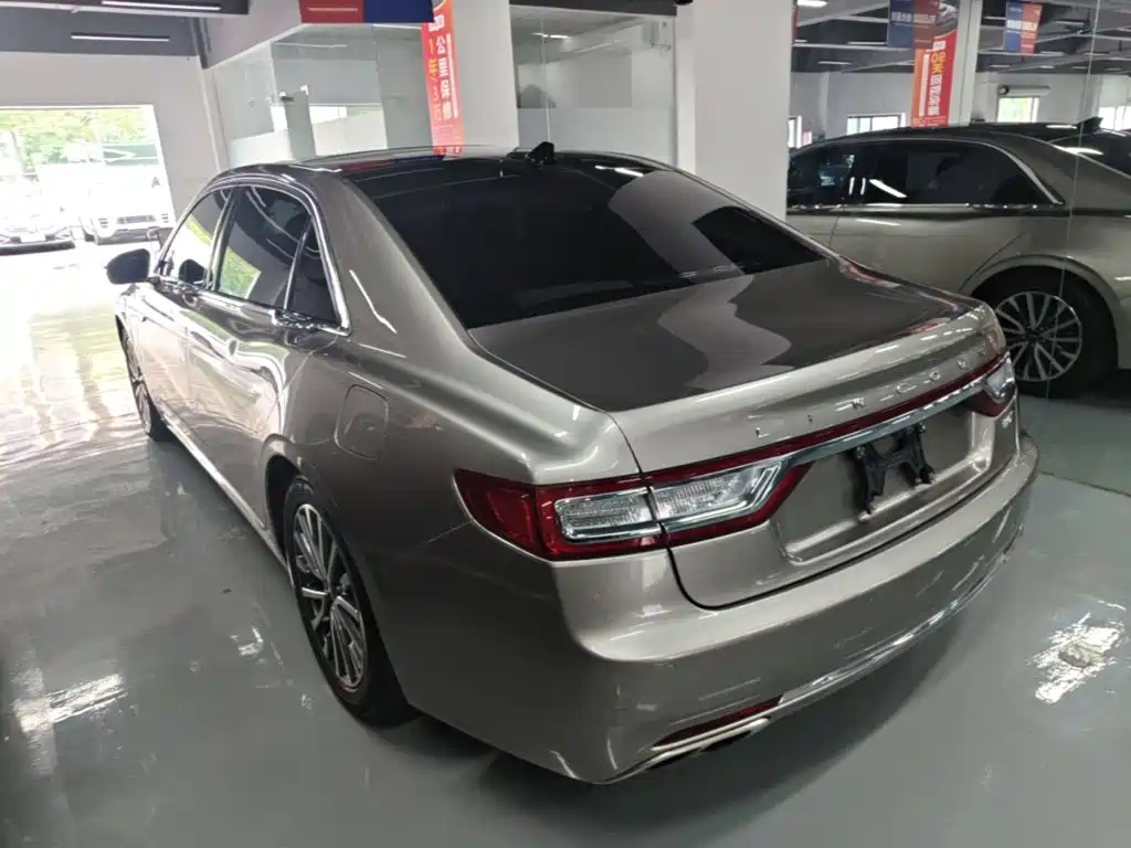 Lincoln Continental — миниатюра 5