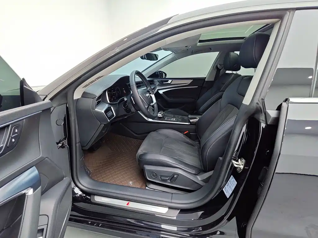 Audi A7L — миниатюра 16