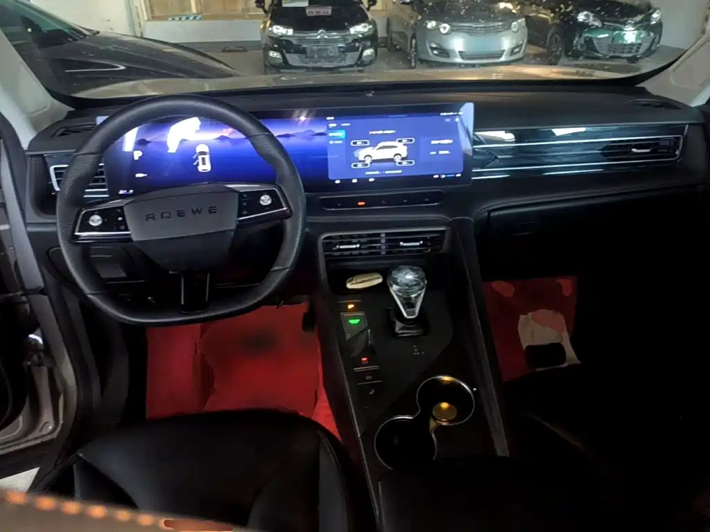 Roewe RX5 — миниатюра 10