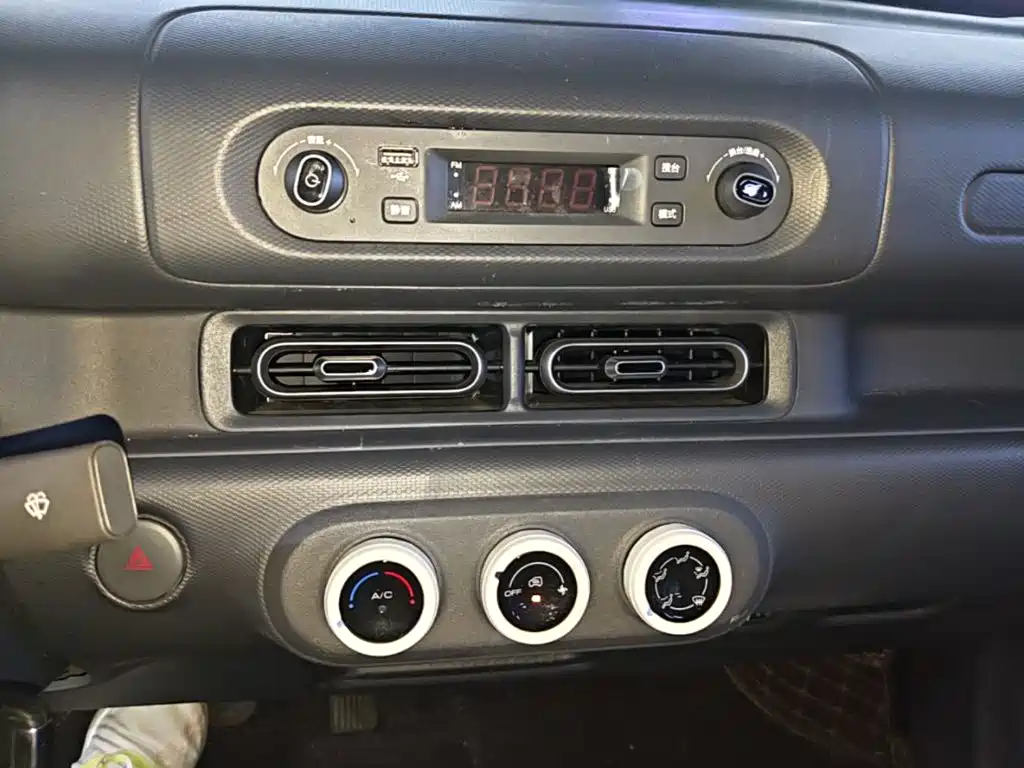 Wuling Zhiguang EV — миниатюра 13