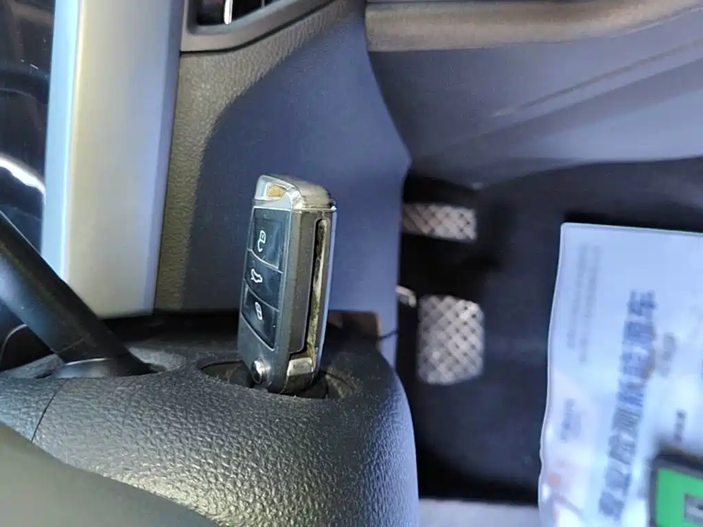 Volkswagen Lavida — миниатюра 9