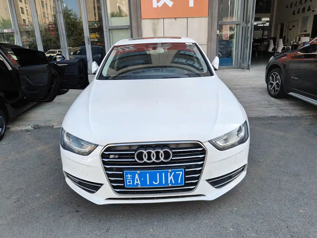 Audi A4L — миниатюра 3
