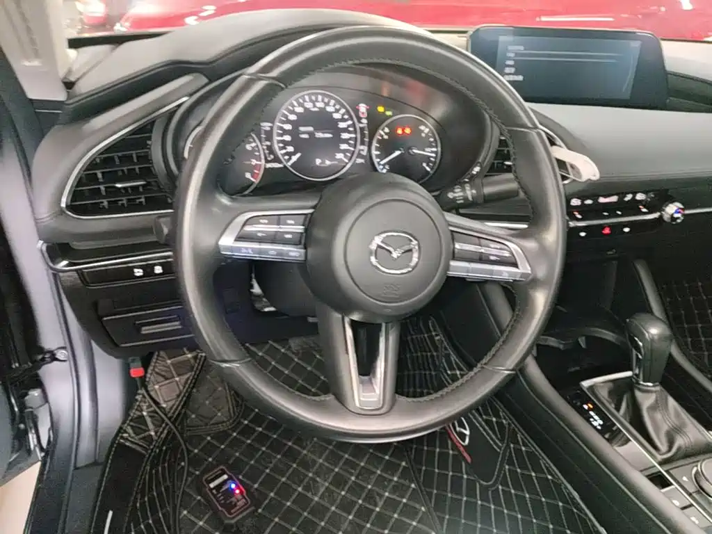 Mazda 3 Axela — миниатюра 11