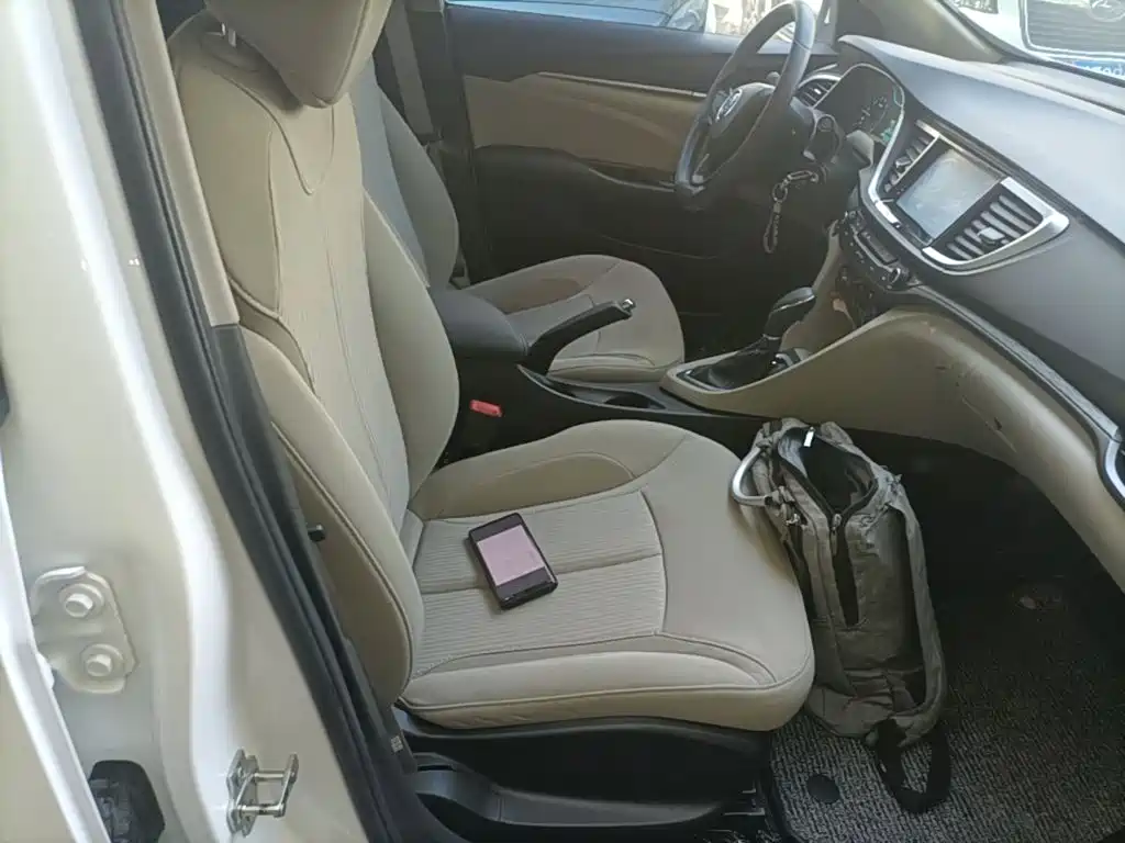 Buick Excelle — миниатюра 25