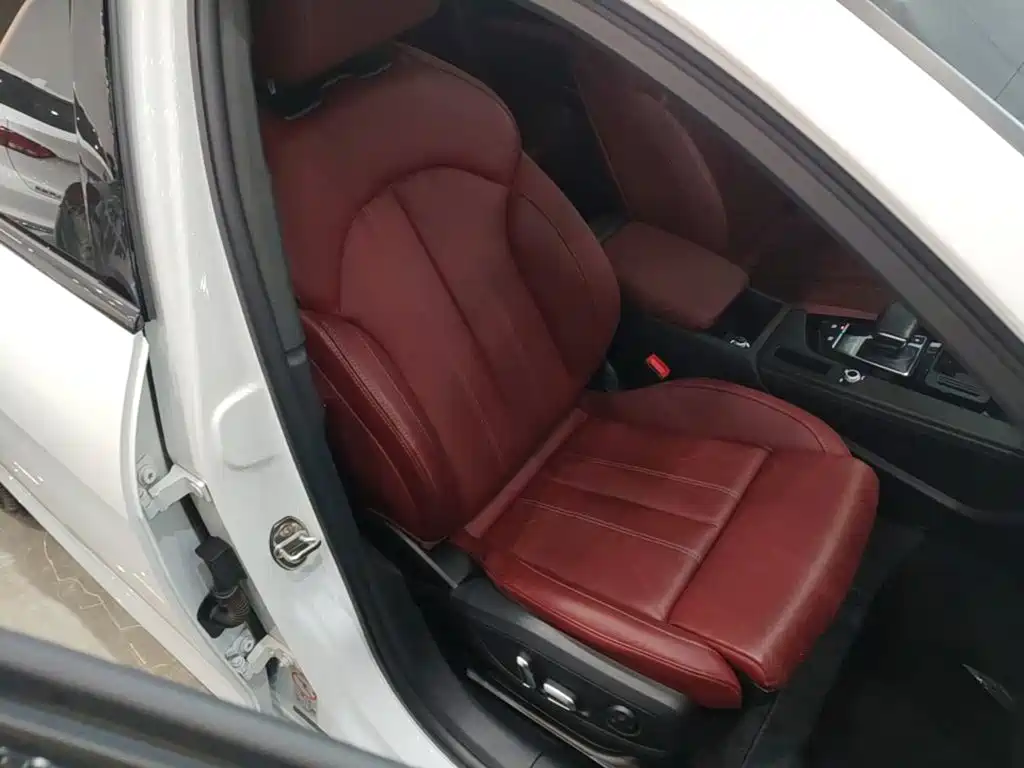 Audi A4L — миниатюра 25