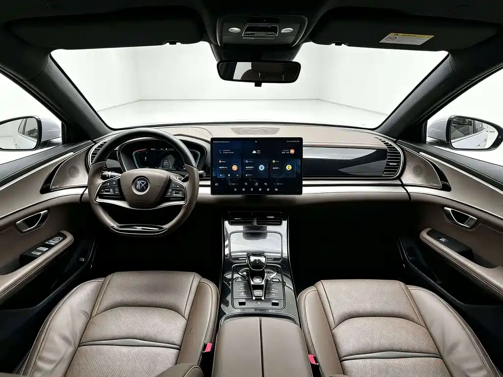 BYD Han — миниатюра 8