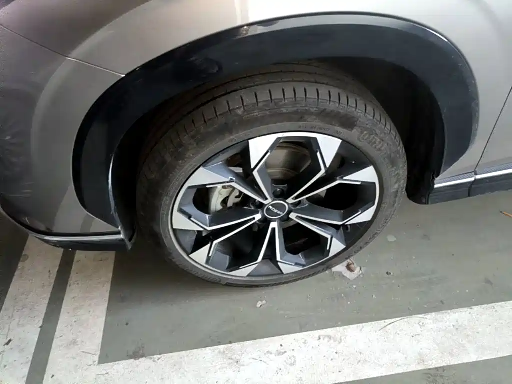 Roewe RX5 — миниатюра 23
