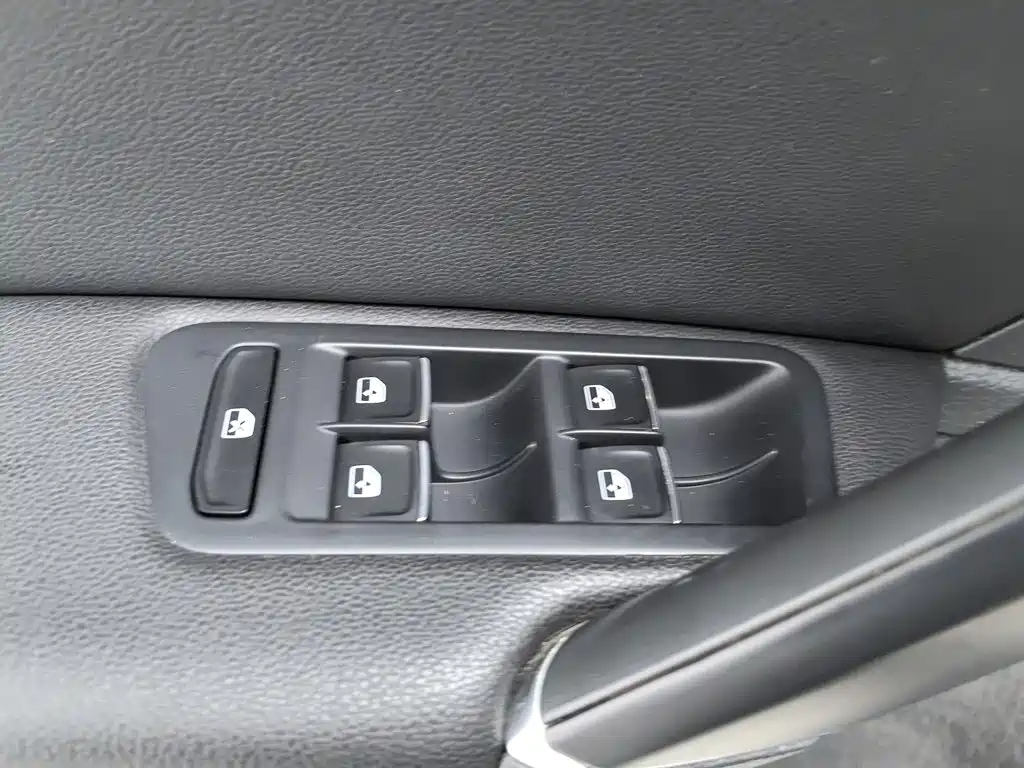 Volkswagen Golf — миниатюра 9