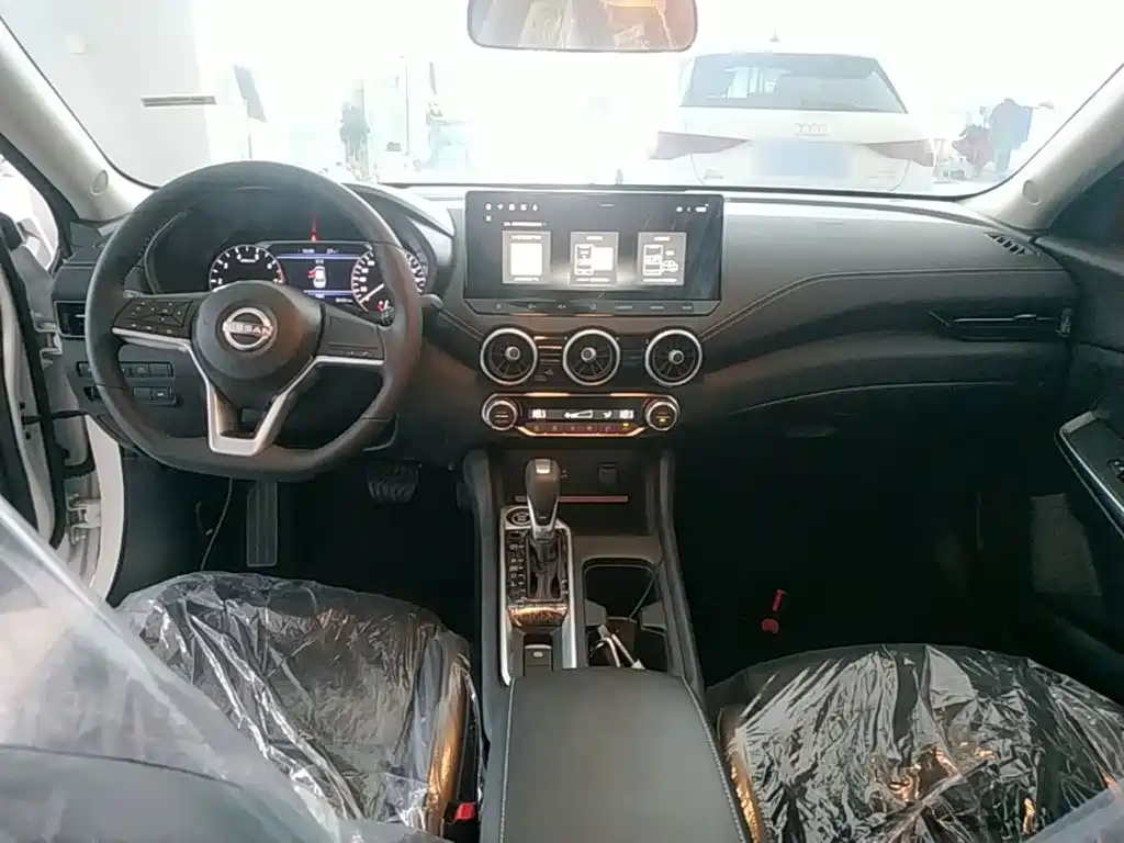 Nissan Sylphy — миниатюра 10