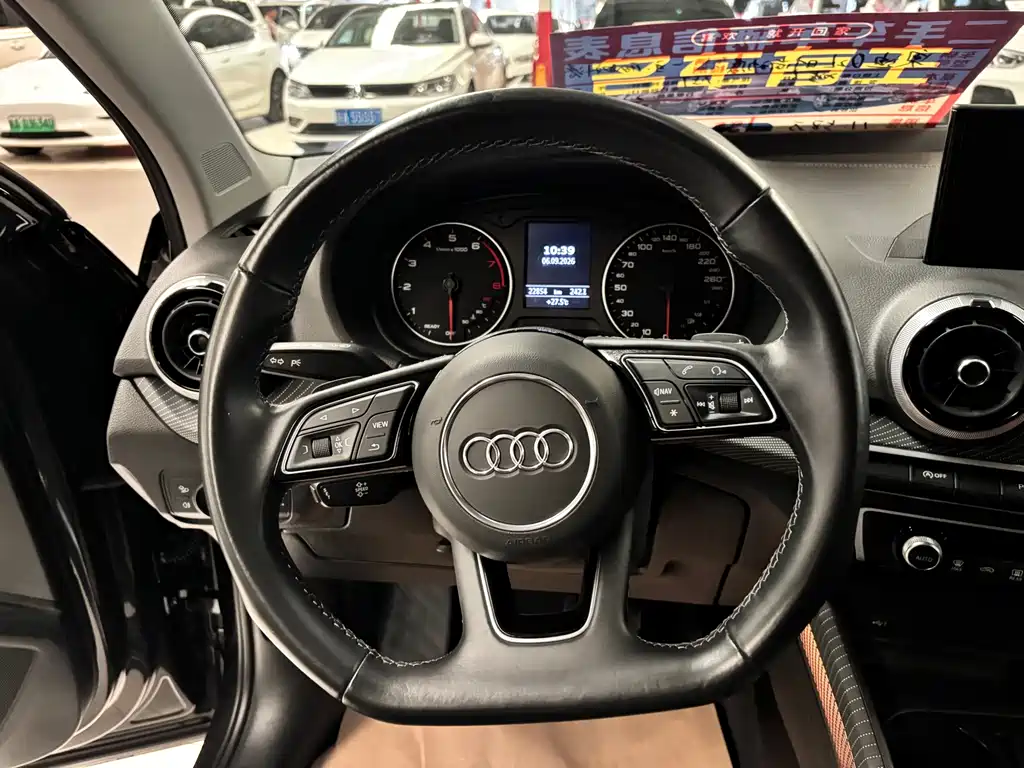 Audi Q2L — миниатюра 9
